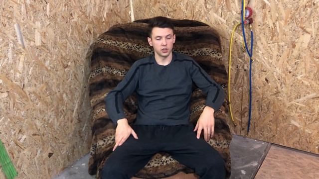 Намерзает Лёд в морозилке ноуфрост . Нет холода в верхней камере . смотреть онлайн