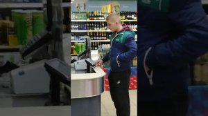 Играем в автомат с игрушками в Пятёрочке!!!