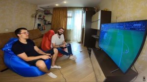 Играем в FIFA на PS4. Противостояние. Футболист против Хоккеиста.