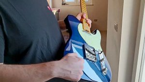 Eart NK-C1 Unboxing: è arrivata ed è una chitarra bellissima!
