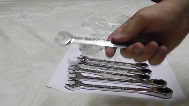 Рожковые ключи с трещоткой на другом конце 8мм-19мм. Распаковка покупок из Китая 2016. смотреть онлайн