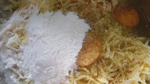 Картофельная запеканка с сосисками