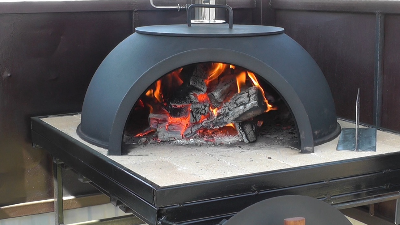 Уличная чугунная печь. смотреть онлайн