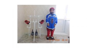 Вешалка для хоккейной формы. Складная со съемной полочкой.