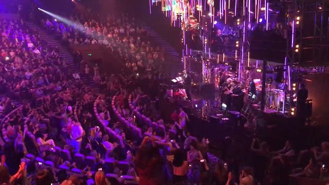 Алексей Чумаков - Песня о любви 04.11.2017 смотреть онлайн