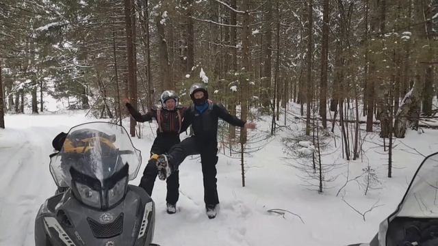 Покатушки на снегоходах с клубом BRP. Этномир 14.01.2017 смотреть онлайн