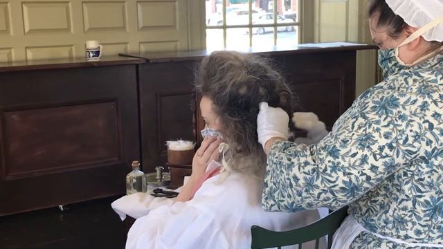 Creating an 18th Century Hairstyle смотреть онлайн