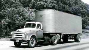 Что означает надпись "TIR" и почему Фура так называется?