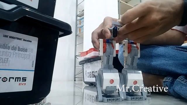 LEGO MINDSTROMS EV3 PROJECT " ICE GIANT " 1 box ( project 1 box lego education ev3 ) смотреть онлайн