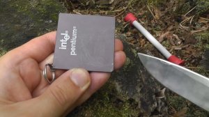 Правка ножа на процессоре (полевая точилка для ножей из хлама) а ля керамический мусат