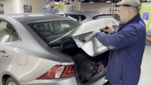 Камера заднего вида с выводом на штатный монитор Lexus is250 2014г.!