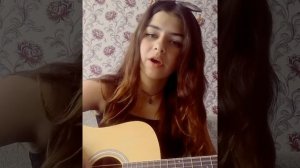 Руки вверх - А она тебя целует( woman version,женская версия)