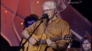 Теперь толкуют о деньгах