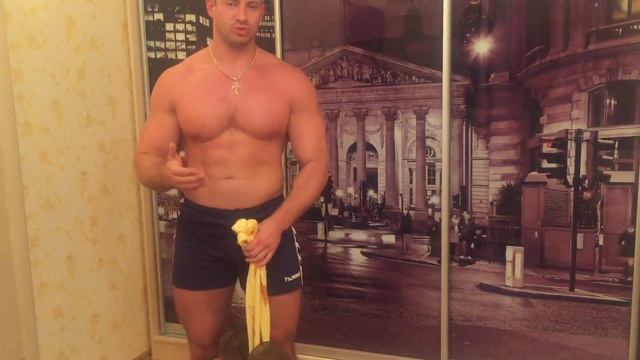 Как накачать мощные предплечья дома?