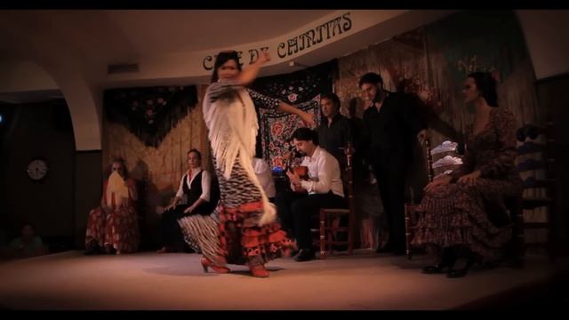 Cafe Chinitas Cenas Diferentes смотреть онлайн