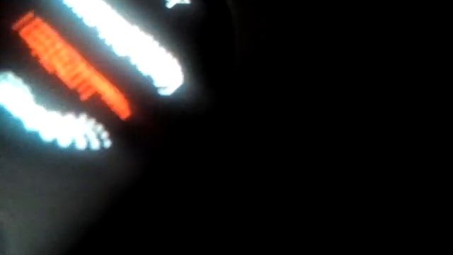 Samsung SGH-E750 Вкл-выкл (внешний дисплей)/On-off external display смотреть онлайн