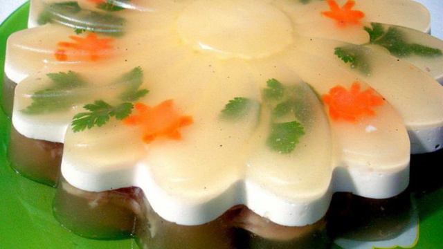 Заливное из курицы