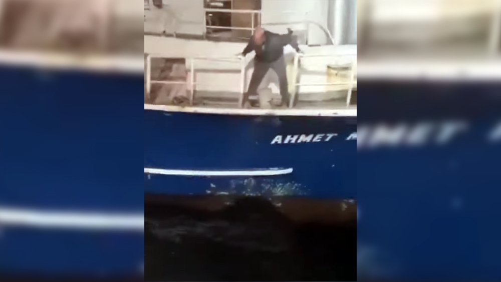 На украинской мине подорвался турецкий катер / События на ТВЦ