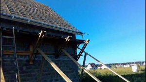 Установка водосточных крюков и капельника