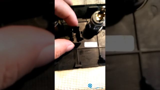 Место для usb 2din магнитолы Киа Рио 3 смотреть онлайн