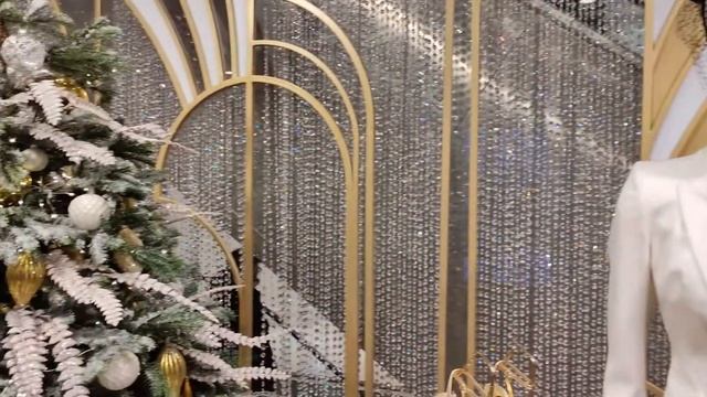 Прогулки по Москве#10 с АlexTravel. Заоблачные цены Москвы в Цуме. смотреть онлайн