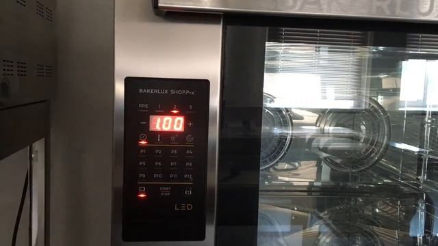 Пароконвектомат Unox XEFT04EUELDV смотреть онлайн