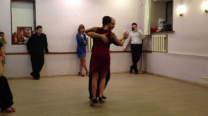 tangomagia.ru milonga Как танцевать быструю милонгу? Приставные шаги, медленные куниты