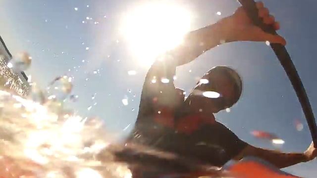 Flatwater freestyle whitewater kayak play. Pyranha Loki, Eagle Mountain Lake смотреть онлайн