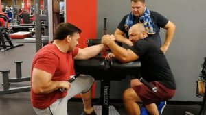Армрестлинг / Александр vs Аркен