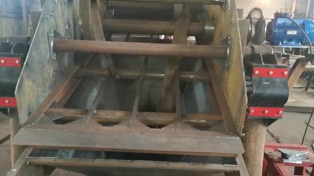 Грохот вибрационный ГИЛ 31 . Первый тестовый запуск . Виброгрохот
