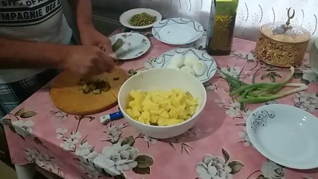 САЛАТ С КРЕВЕТКАМИ ОТ АХМЕДА ЗУРАБОВА !ВСЕМ ДОБРОЙ СУББОТЫ ДРУЗЬЯ смотреть онлайн