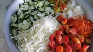 САЛАТ- АССОРТИ ИЗ КАПУСТЫ,ПОМИДОР И ОГУРЦОВ /// ОЧЕНЬ ВКУСНО,ПРОСТО И БЫСТРО