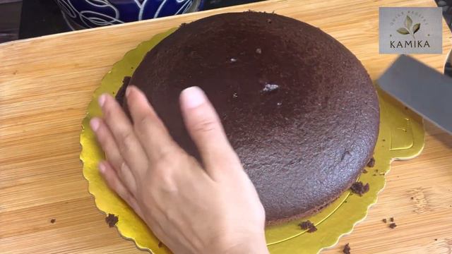 Super Moist Chocolate Fudge Cake Recipe | Eggless Chocolate Cake |