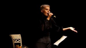 Лика Рулла "Человек и кошка"