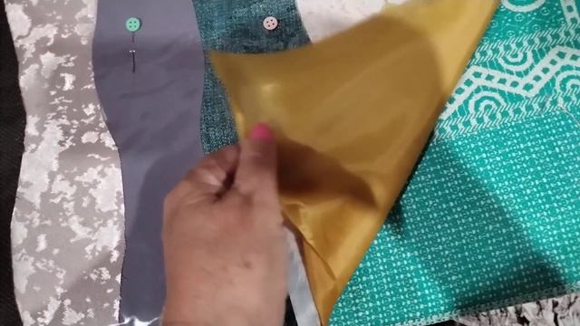 Прозрачная клеёнка и портьерные ткани, получилась сумка.