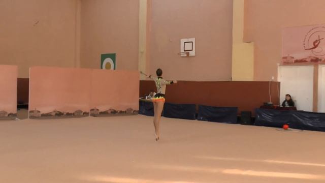 Гомольская Ирина  (булавы) 12.10.2014 Чемпионат Черниговской области. 2-й день.