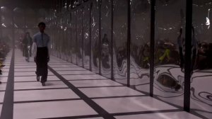 Gucci Мода в Милане Осень 2022 Зима 2023 / Одежда, сумки и аксессуары