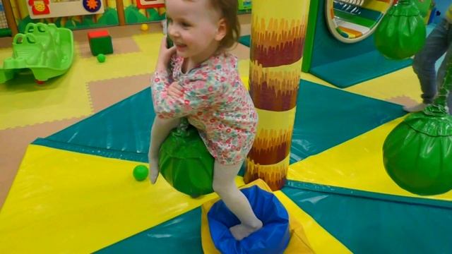 ДЕТСКИЙ РАЗВЛЕКАТЕЛЬНЫЙ ЦЕНТР ЛИМПОПО. Indoor Playground Family Fun for Kids смотреть онлайн
