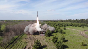 Минобороны РФ показало пуск крылатой ракеты Р-500 комплекса "Искандер"