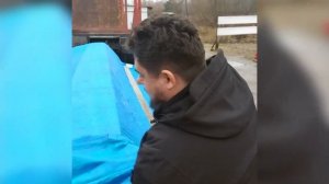 А можно строить из сырой доски?