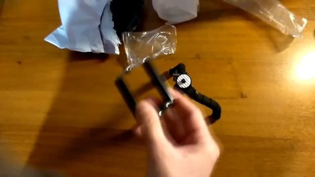 Гибкий штатив для телефона.  Штатив с Алиэкспресс за 100р