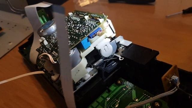 SONY TC KE400S , Замена пасиков ; Riemen Austauschen ;  Belt Replacement