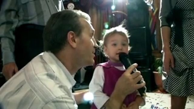 Поздравление 3-х летней Лизы.(Original greeting) смотреть онлайн