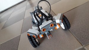 Робот помощник Lego Mindstorms NXT Вейделевский районный Дом детского творчества Черных Александр