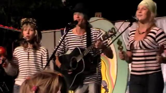 Семья Зверевых и Олеся Копайлова "Бабушка пирата". смотреть онлайн