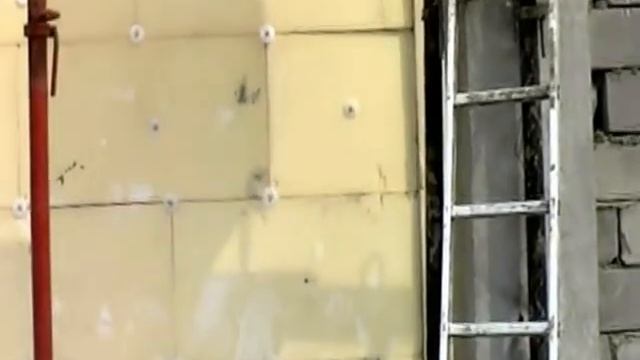 Сборно-монолитный каркас.  Монтаж стоек под ригель.