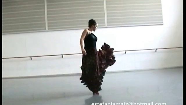 FLAMENCO BATA DE COLA смотреть онлайн