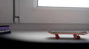 как сделать кикфлип на фингерборде