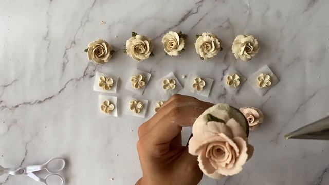 КРЕМОВАЯ ФЛОРИСТИКА. РОЗЫ ИЗ КРЕМА. КАКИЕ НАСАДКИ ИСПОЛЬЗУЮ