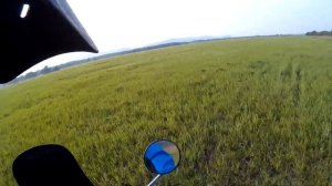Kawasaki KLE 400 по полю